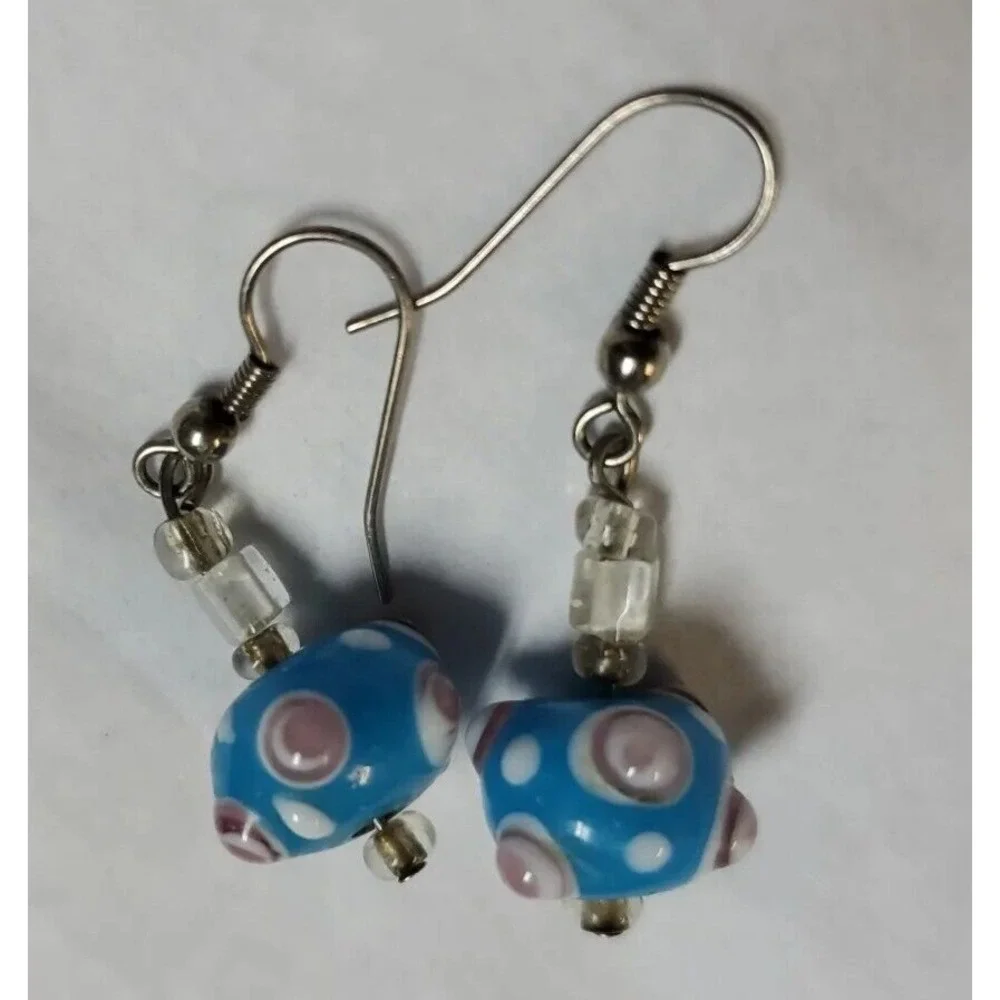 Artisan earring silvertone